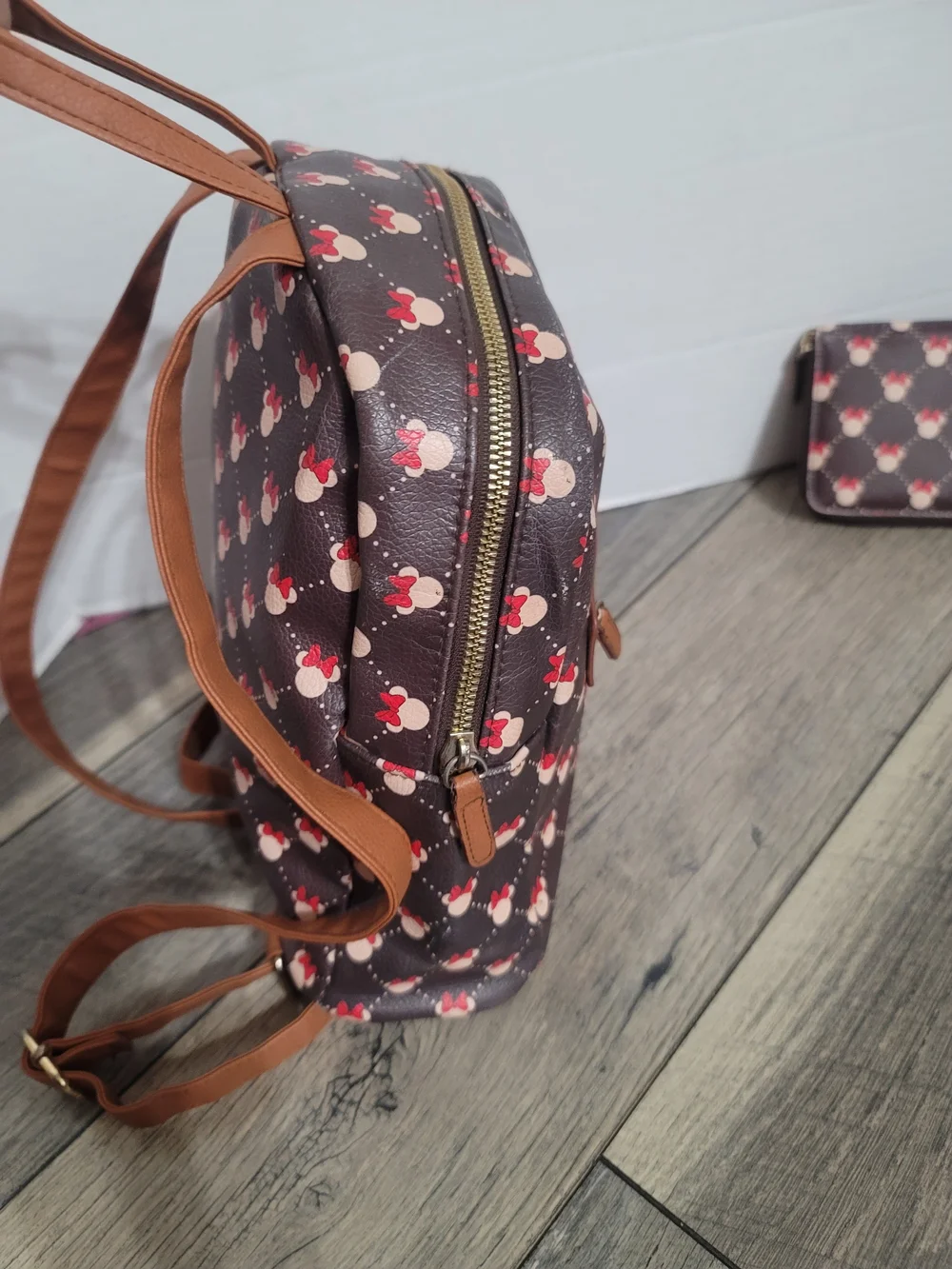 Disney Brand Minnie Mouse Backpack Purse And Wallet Zippered Brown Red Tan Color